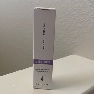 R+F UNBLEMISH Invisible Matte Defense